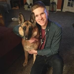 Meet your Posher, Collin